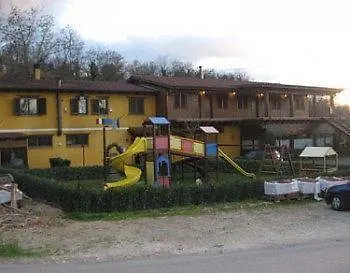 伊尔迪托耶拉月神酒店 酒店 日帕特尼纳