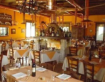 Il Dito E La Luna Hotel